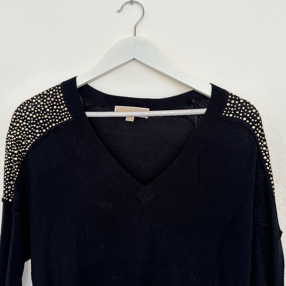 Michael Kors studded shoulder sweater in super soft cashmere - Picture 2 of 2